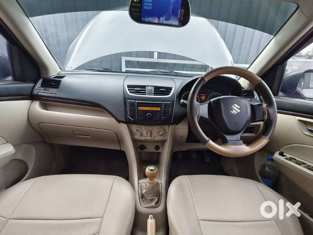 Maruti Suzuki Swift Dzire 1.2 Vxi Bsiv, 2014, Petrol