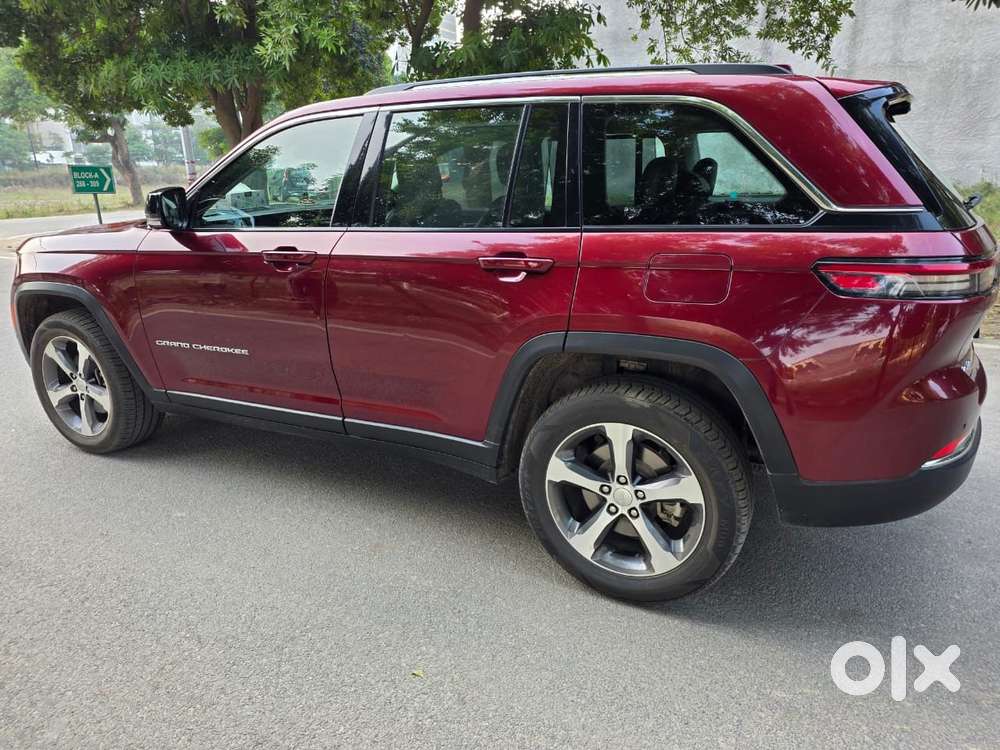 Jeep Grand Cherokee Limited (o) 4x4 At, 2024, Petrol