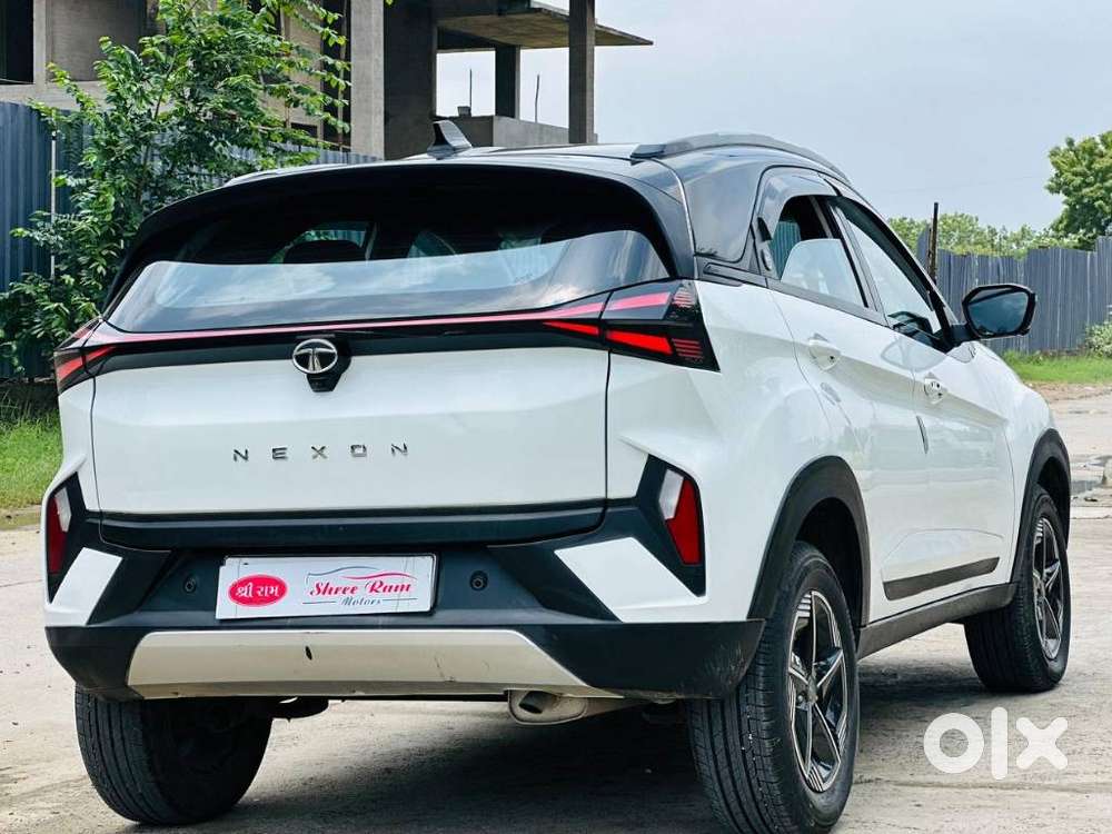 Tata Nexon Fearless Plus S 1.2 Revotron Petrol 7 Dca Dt, 2023, Petro..