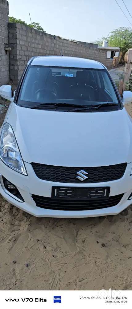 Maruti Suzuki Swift 2015