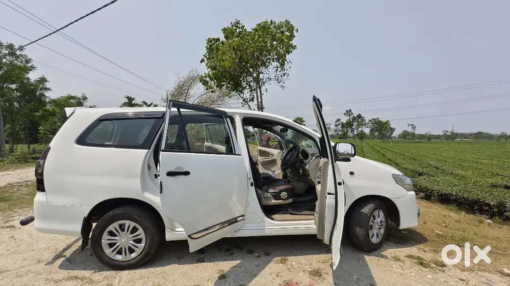 Toyota Innova 2013