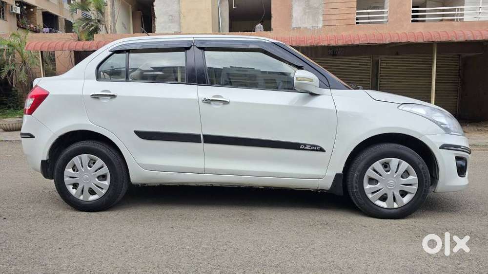 Maruti Suzuki Swift Dzire 1.2 Vxi Bsiv, 2014, Petrol