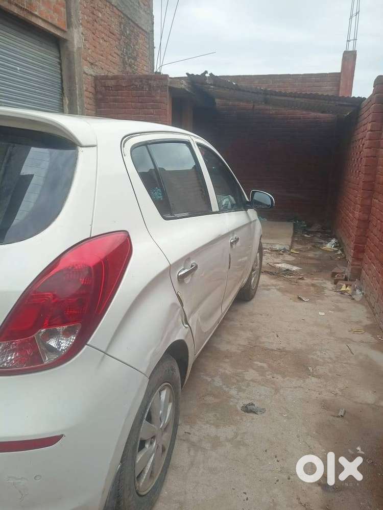 Hyundai I20 2012 Cng & Hybrids Good Condition