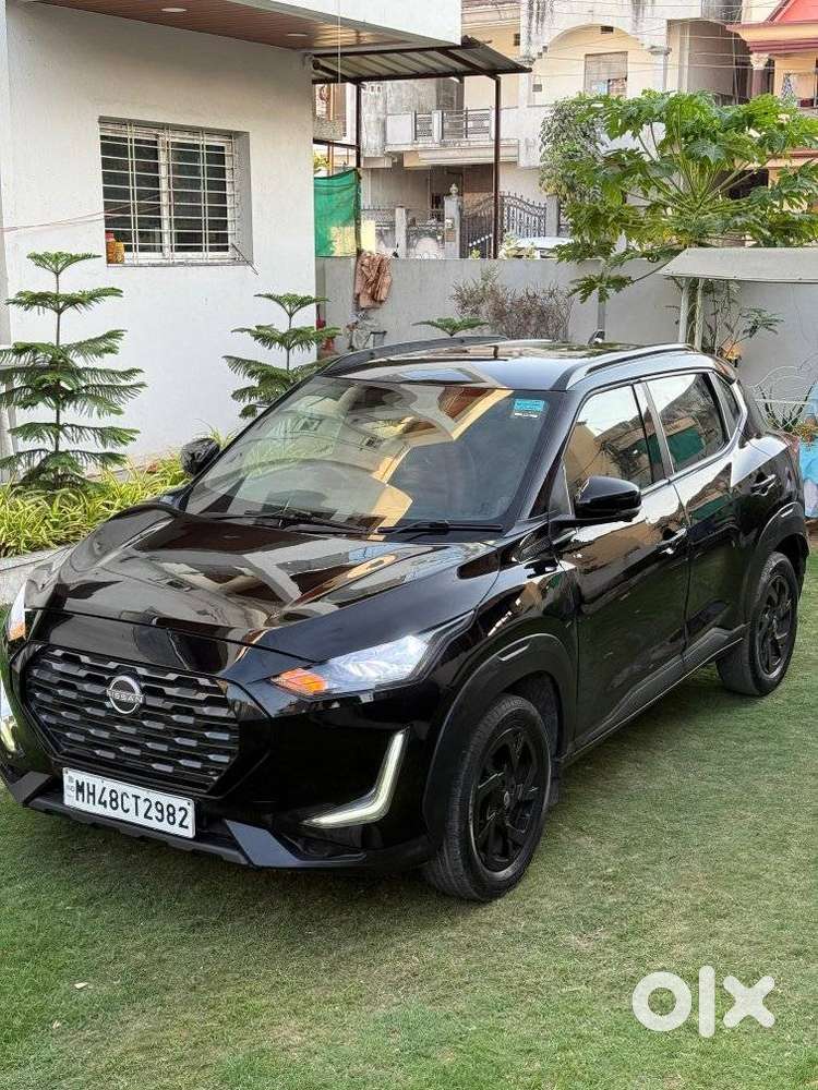 Nissan Magnite Kuro Edition 1.0 Turbo Petrol Cvt, 2023, Petrol