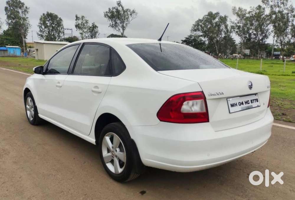 Skoda Rapid [2016-2020] 1.5 Style Plus Tdi At, 2015, Diesel