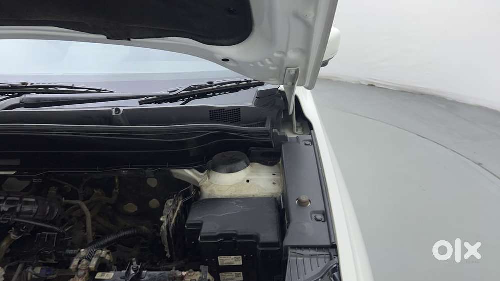 Maruti Suzuki Grand Vitara 1.5 Alpha Smart Hybrid At, 2022, Petrol