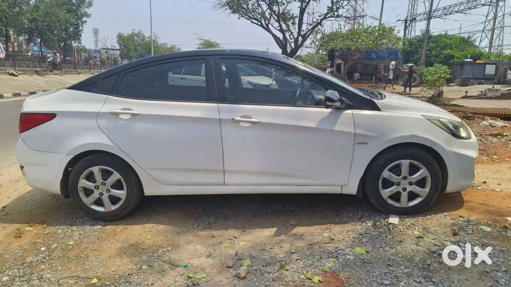Hyundai Verna Fluidic 2013