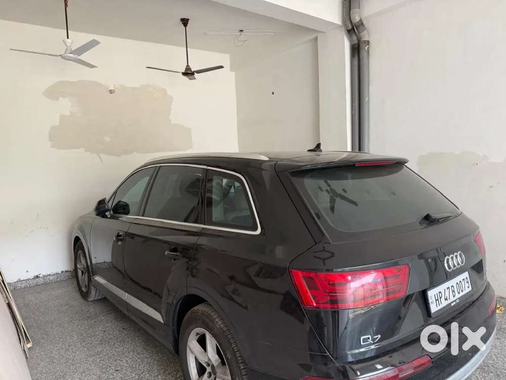 Audi Q7 2019 Diesel 105000 Km Driven