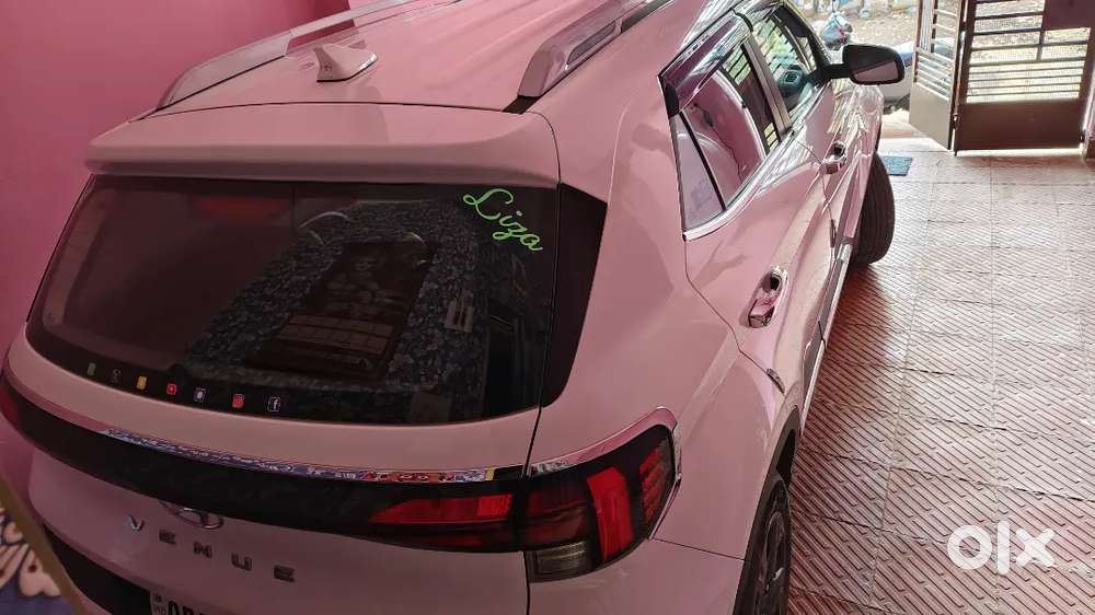 Hyundai Venue 2025 Petrol 20000 Km Driven