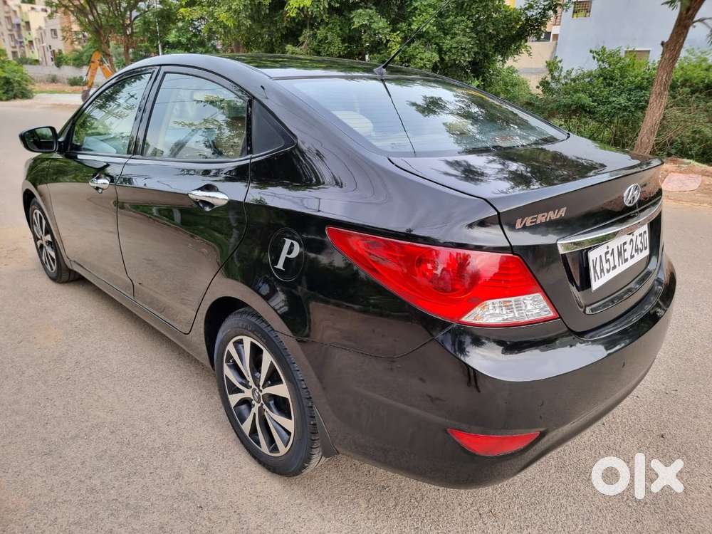 Hyundai Fluidic Verna 1.6 Vtvt S (o) Automatic, 2013, Petrol