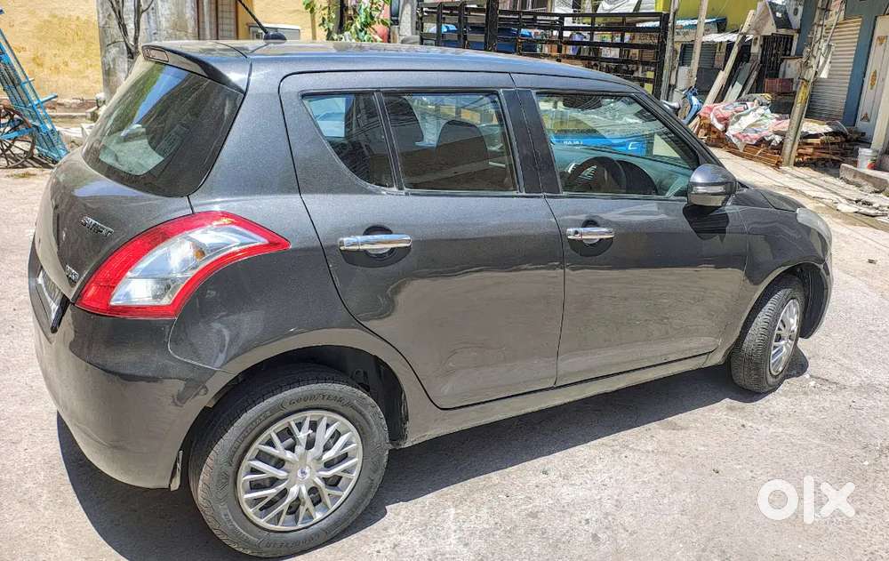 Maruti Suzuki Swift Vxi 2015 Petrol Well Maintained