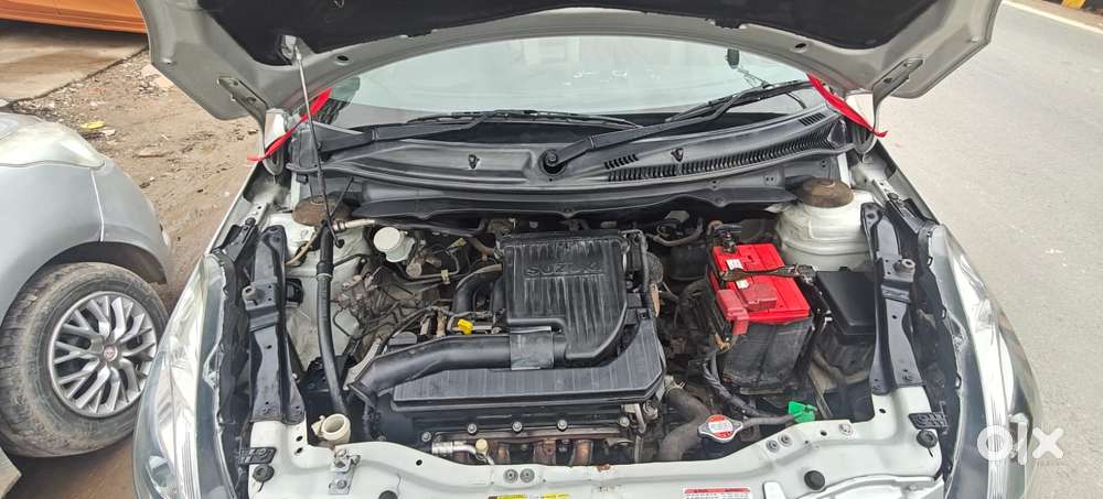 Maruti Suzuki Swift Dzire Vxi Regal Limited Edition Mt, 2015, Petrol