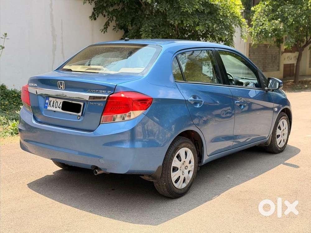 Honda Amaze 2015 Petrol 9500 Km Driven