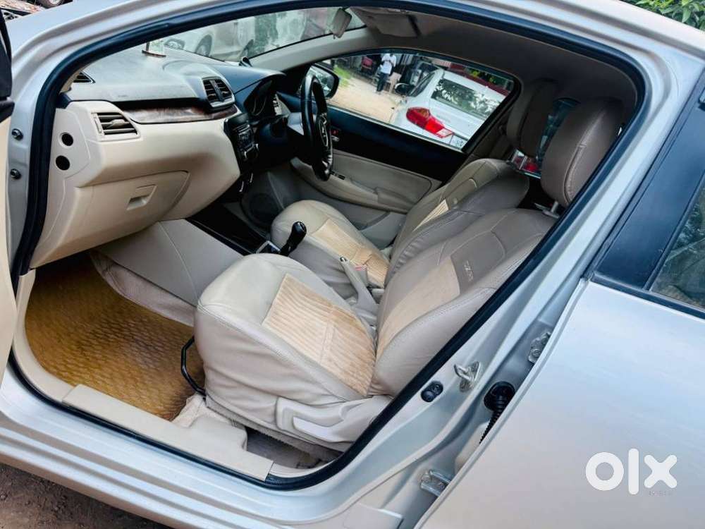 Maruti Suzuki Dzire 1.2 Vxi, 2017, Petrol