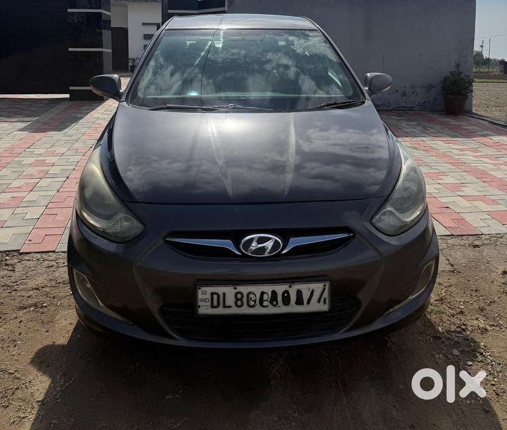 2013 Hyundai Diesel Car (delhi Number)