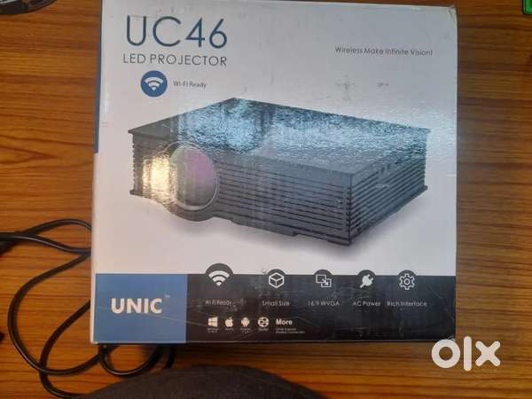 Small mini multipurpose projector