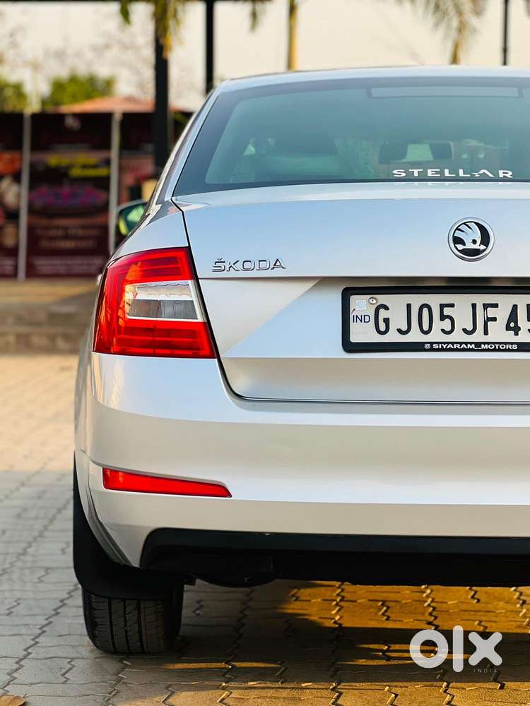 Skoda Octavia Ambition 2.0 Tdi At, 2013, Diesel
