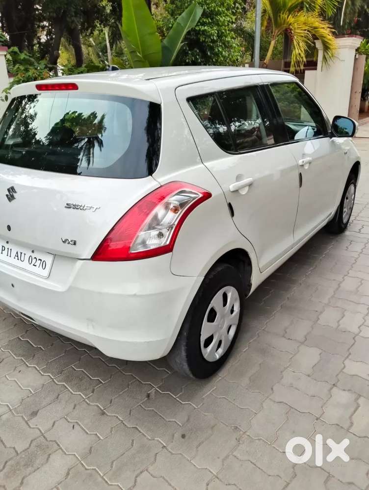 Maruti Suzuki Swift 1.3 Vxi, 2014, Petrol