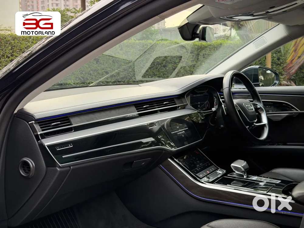 Audi A8 L, 2022, Petrol