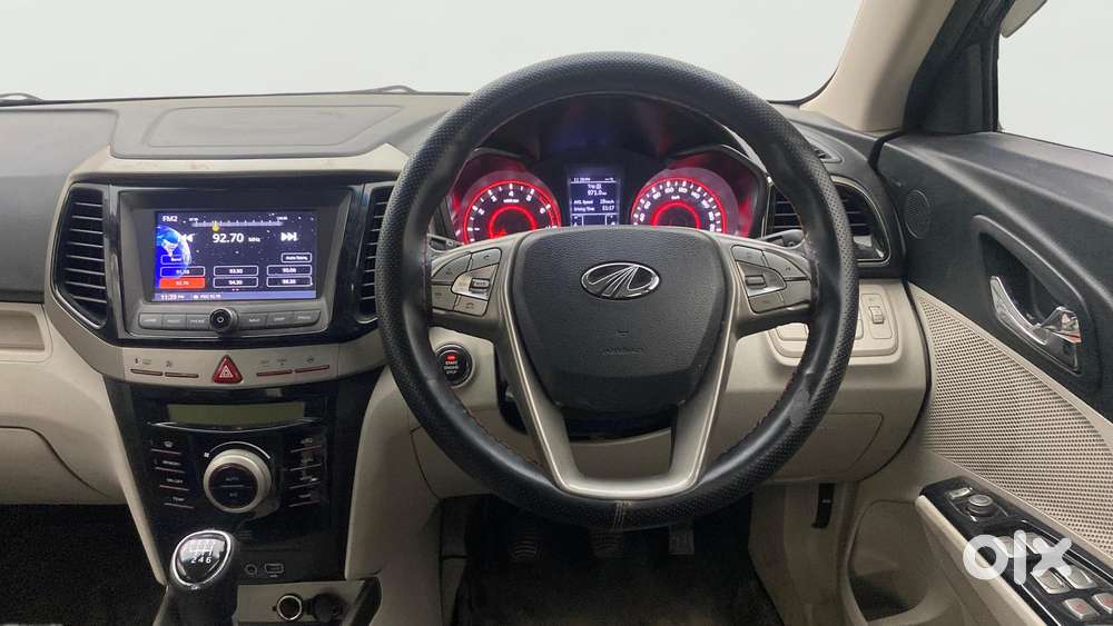 Mahindra Xuv300 W8, 2020, Petrol