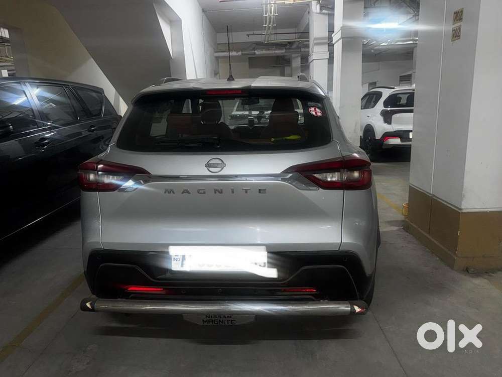 Nissan Petrol Car 2021