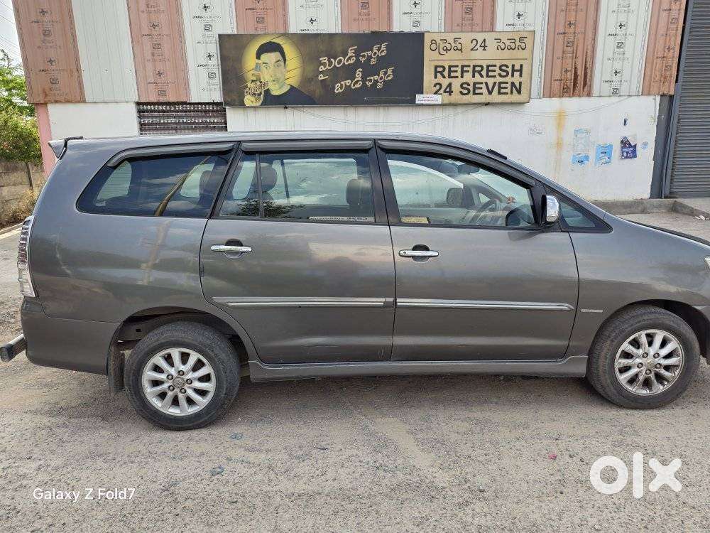 Toyota Innova 2.5 V 7 Str, 2012, Diesel