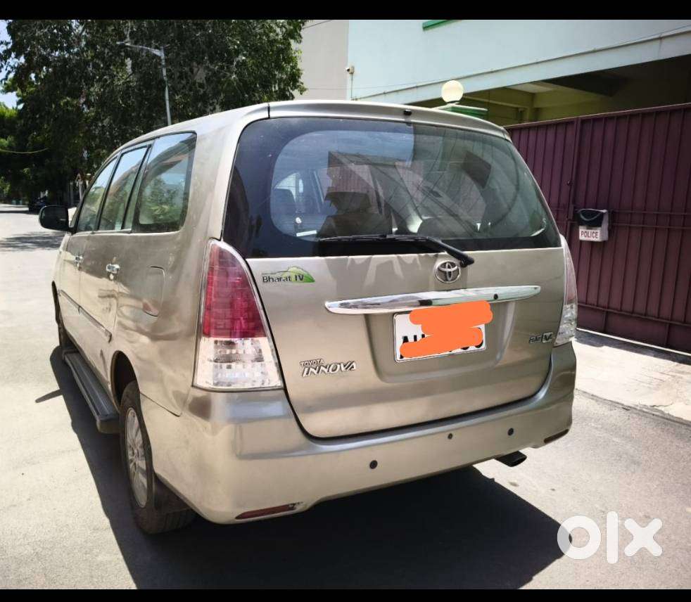 Toyota Innova 2.0 V, 2010, Diesel