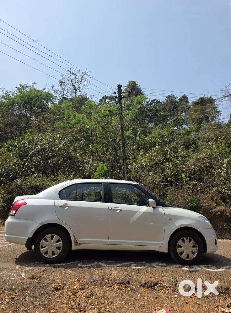 Maruti Suzuki Swift Dzire 1.2 Vxi Bsiv, 2012, Petrol