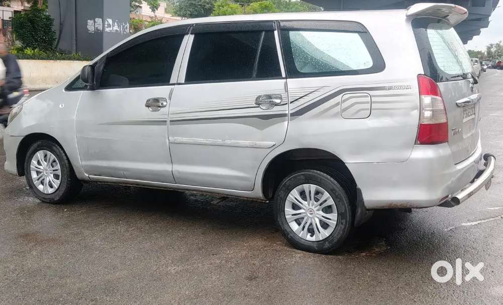 Toyota Innova 2009 Diesel 7 Str