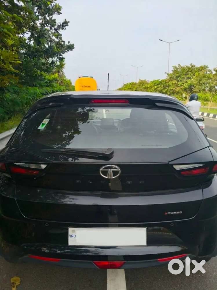 Tata Altroz Xz Turbo Petrol Dark Edition