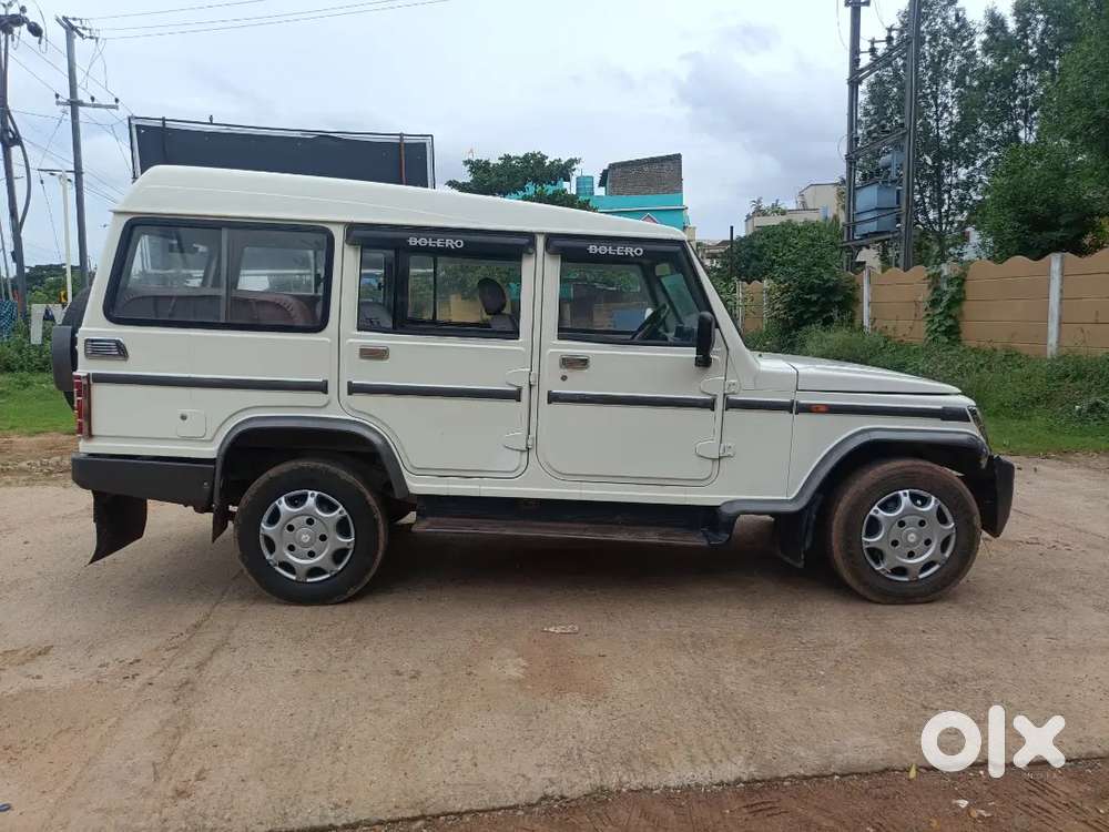 Mahindra Bolero 2015 9 Seater
