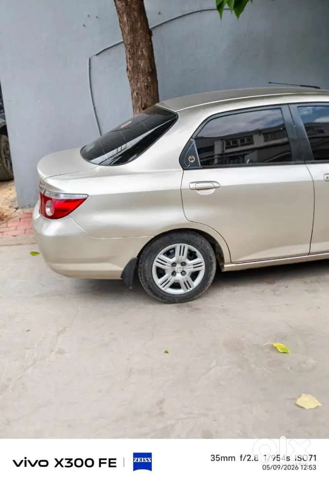 * Honda City વેચવાની છે *

 ગાડીની માહિતી

 ગાડી : Honda C