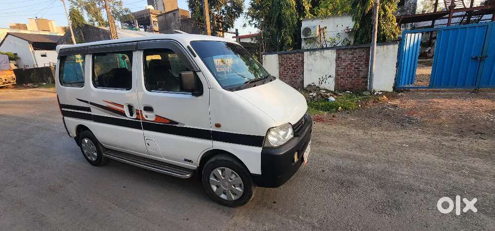 Eeco 5seat A.c Cng Outside Family Use Car