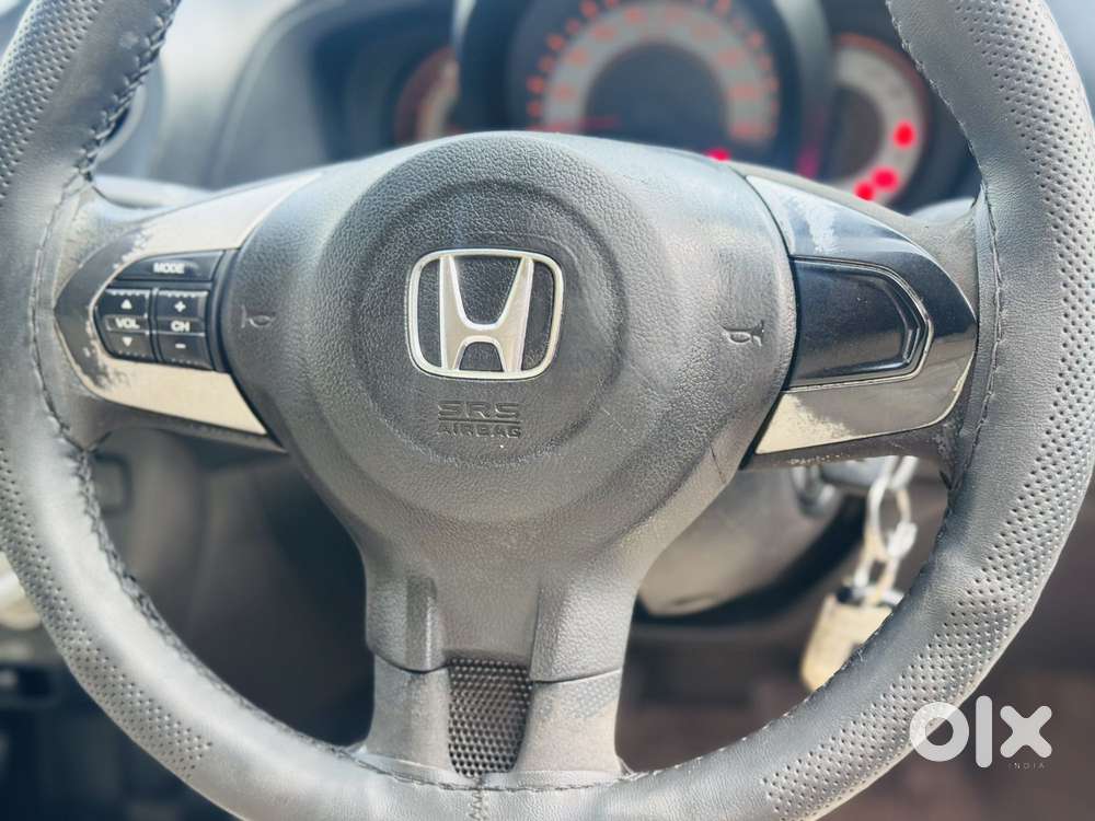Honda Brio Vx Mt, 2014, Petrol