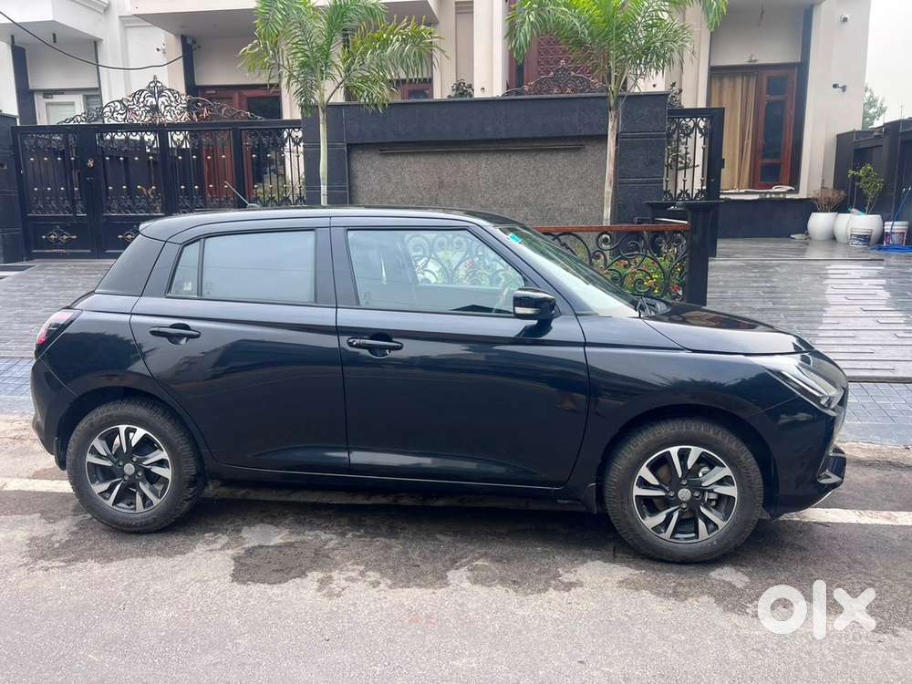 Maruti Suzuki Swift Petrol 15000 Km Driven