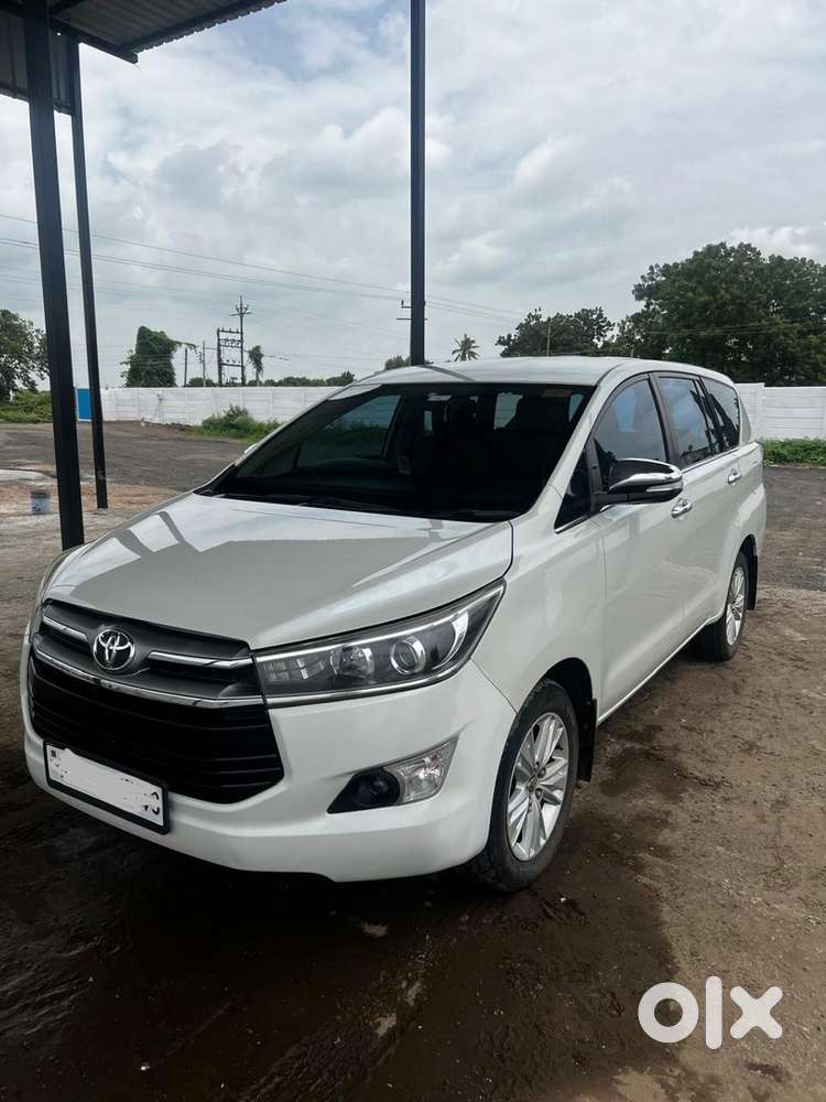 Toyota Innova Crysta 2016