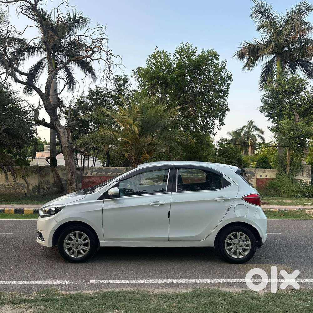 Tata Tiago 1.2 Revotron Xz Wo Alloy, 2018, Petrol