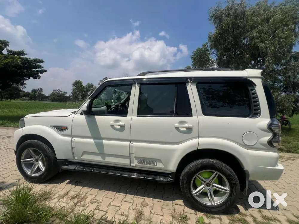 Mahindra Scorpio S6 Plus 2017 Diesel