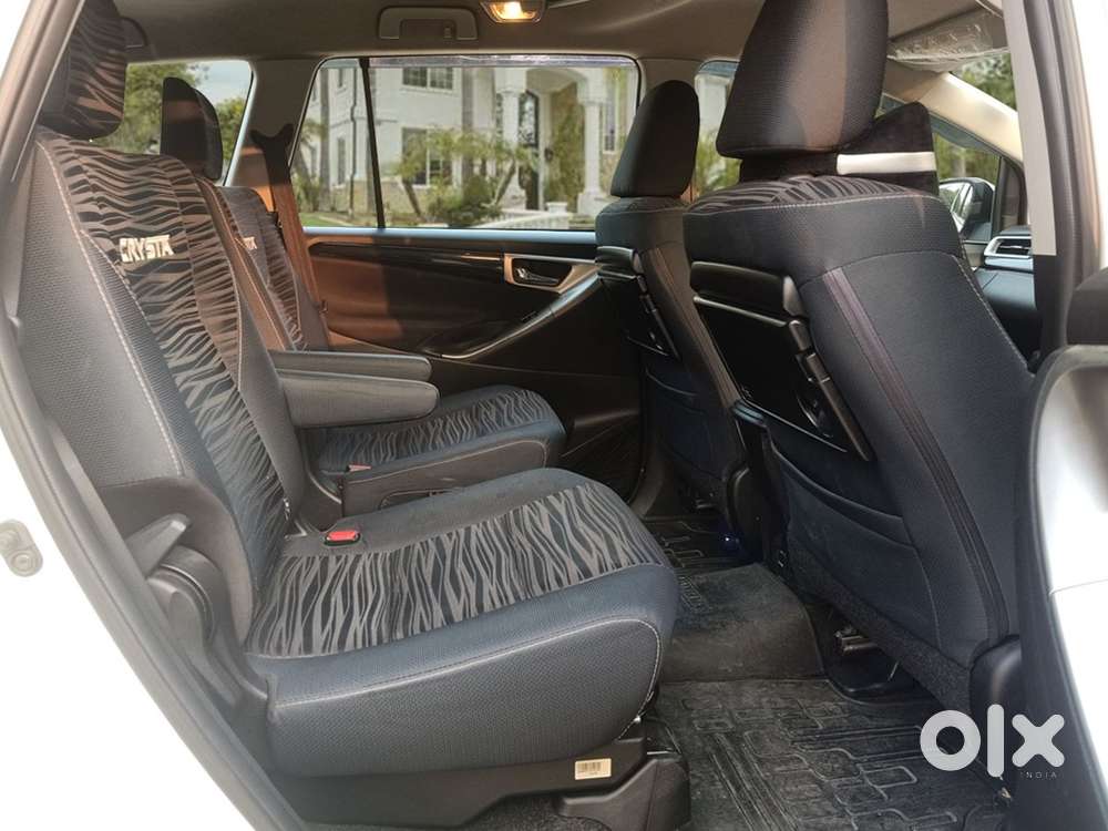 Toyota Innova Crysta [2020-ongoing] 2.4 Gx At 7 Str, 2021, Diesel