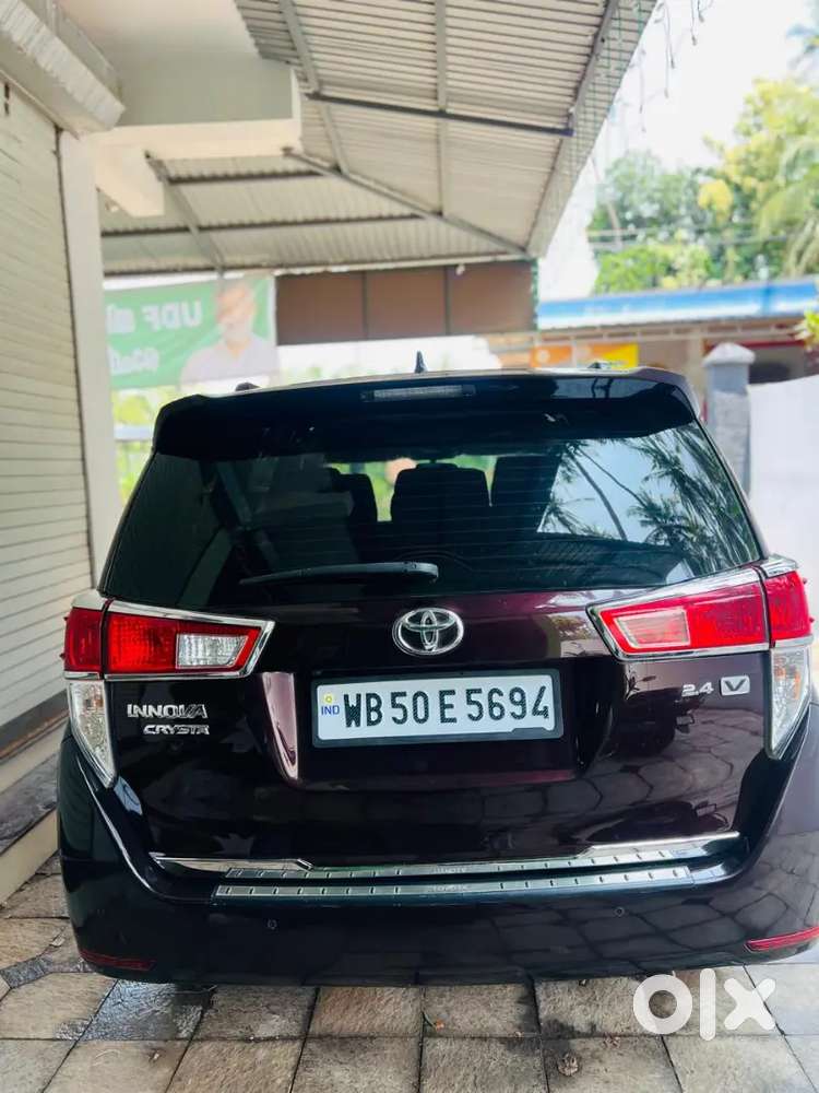 Toyota Innova Crysta 2021