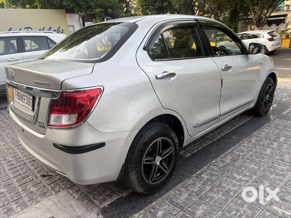 Maruti Suzuki Swift Dzire Vxi(o) Amt, 2019, Petrol