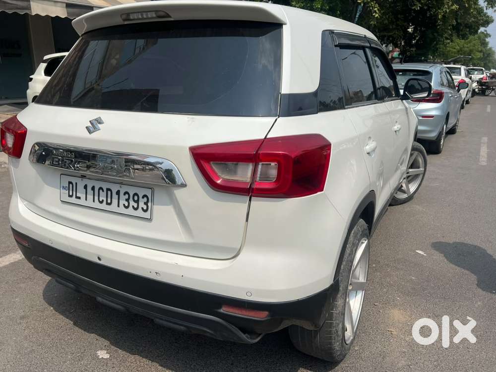 Maruti Suzuki Vitara Brezza 1.5 Lxi, 2022, Cng & Hybrids