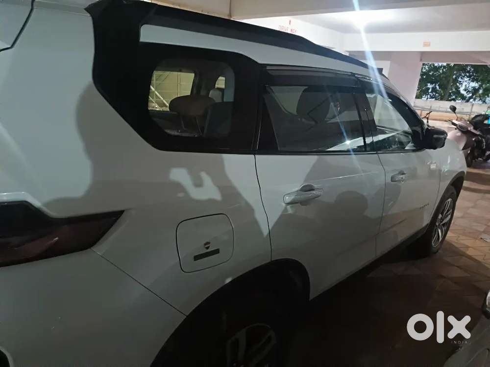 Tata Safari Adventure Plus 2025 Diesel