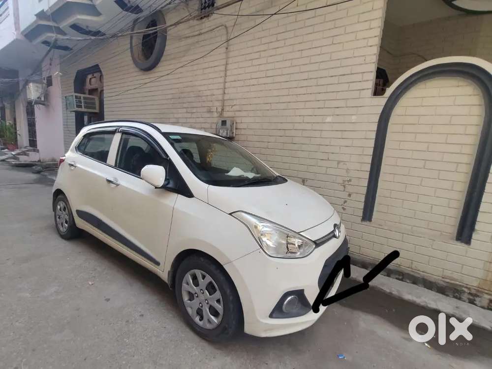 Hyundai Grand I10 Sportz Petrol Manual 2015