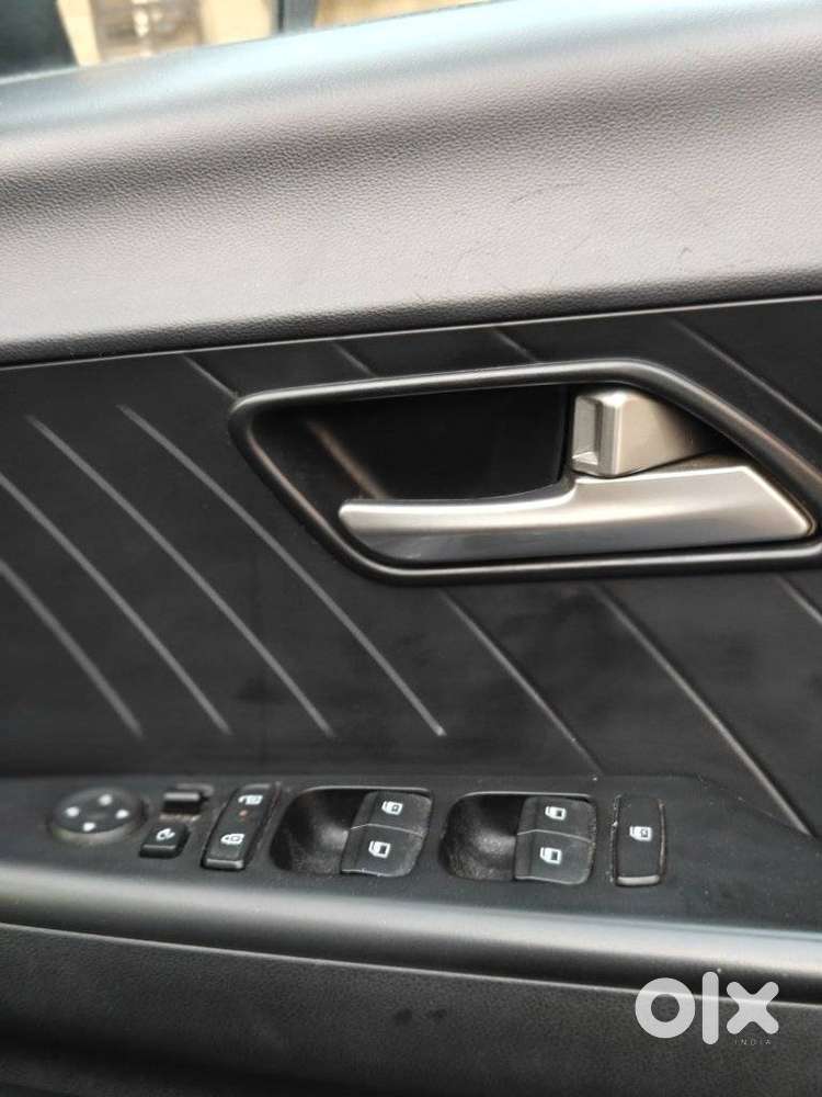 Hyundai Verna Sx (o)1.5 Vtvt [2023 - 2026], 2023, Petrol
