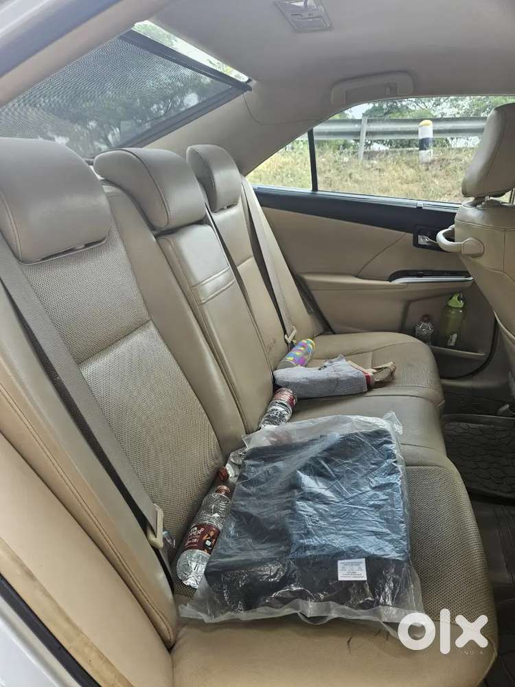 Toyota Camry Hybrid 2015