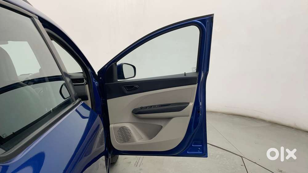 Renault Triber Rxt, 2020, Petrol