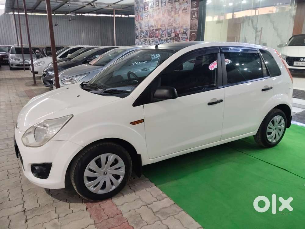 Ford Figo 1.2p Ambiente Mt, 2013, Petrol