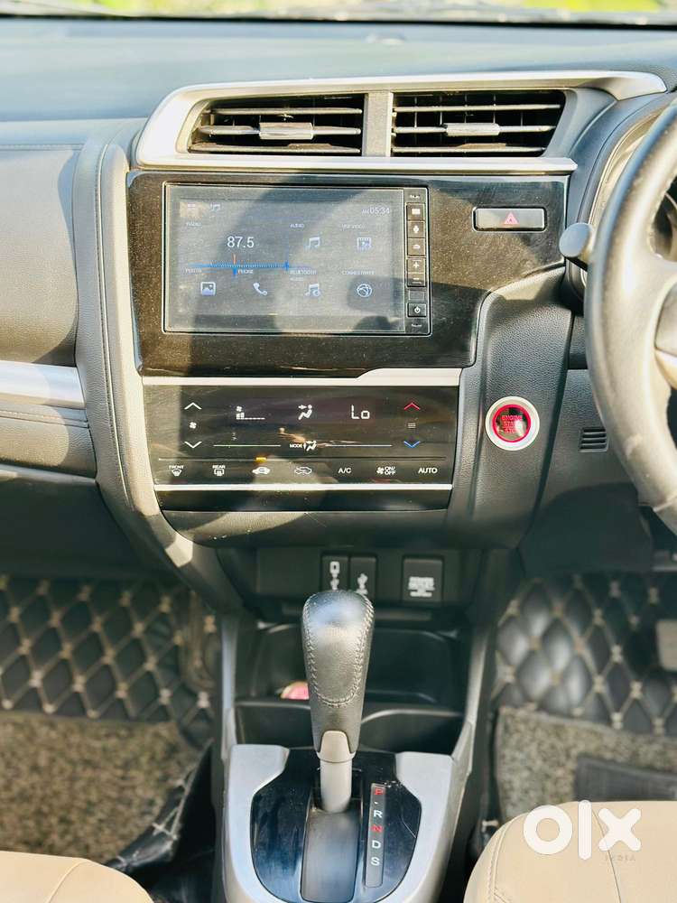 Honda Jazz 1.2 Zx I-vtec, 2022, Cng & Hybrids