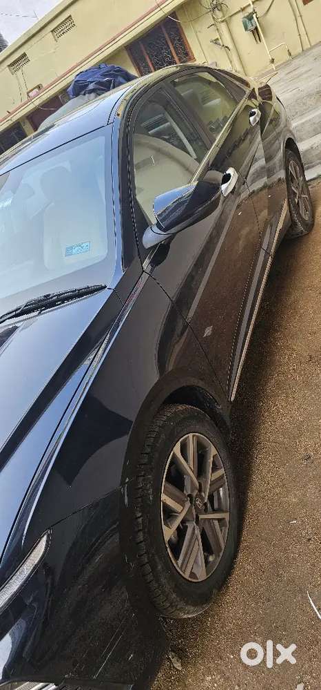 Hyundai Verna 2023 Petrol 25200 Km Driven